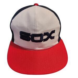 Chicago White Sox S/M Adjustable MLB Snapback Trucker Hat Cap‎